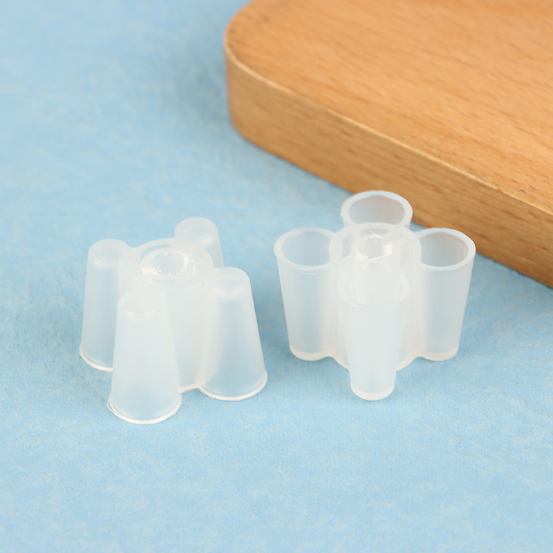 HOT! 4/8/12PCS Sewing Machine  - Serger Thread Cone 评论和价格